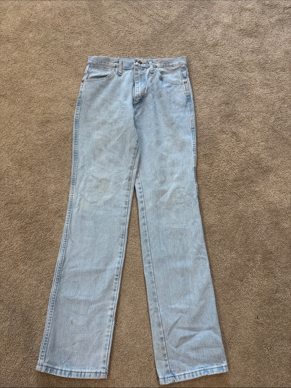 Wrangler Light Wash Straight Leg Jeans - Pale Blue 30x32